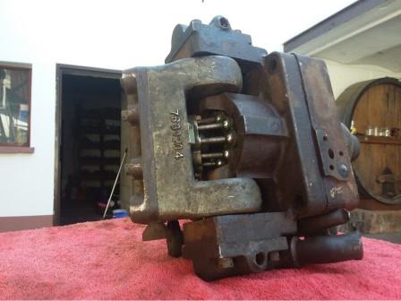 Anschlußleitungen, ca. 18 mm Außendurchmesser