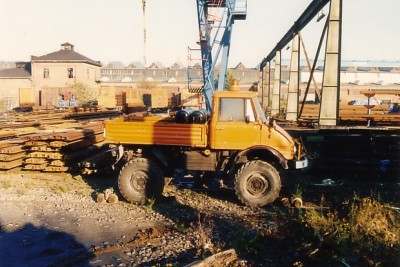 2-Wege-Unimog U406 (?)