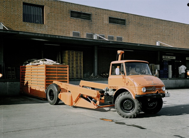 Unimog Baureihe 416, Triebkopfversion mit Ruthmann Hubwagenaufbau